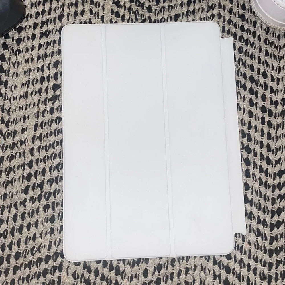 Apple IPad cover